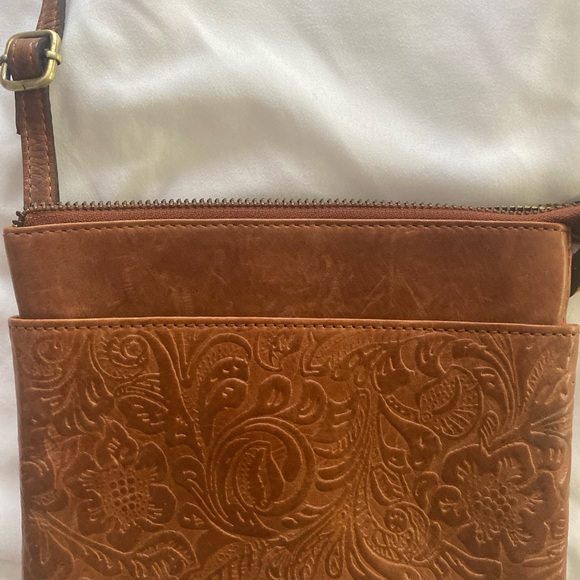 Unbranded small  brown crossbody - Picture 14 of 14